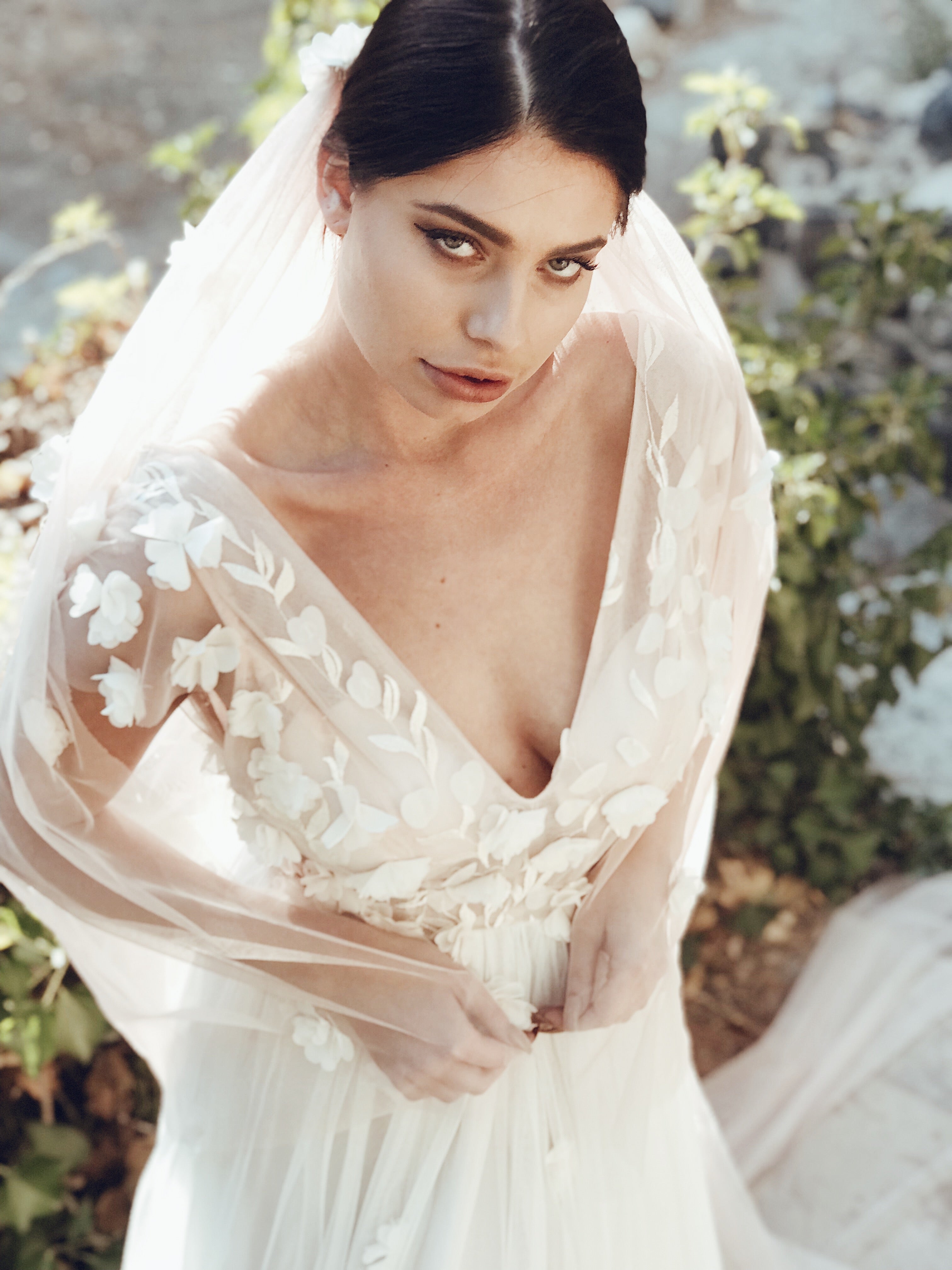 Floral Appliqué Tulle Nette Bridal Veil