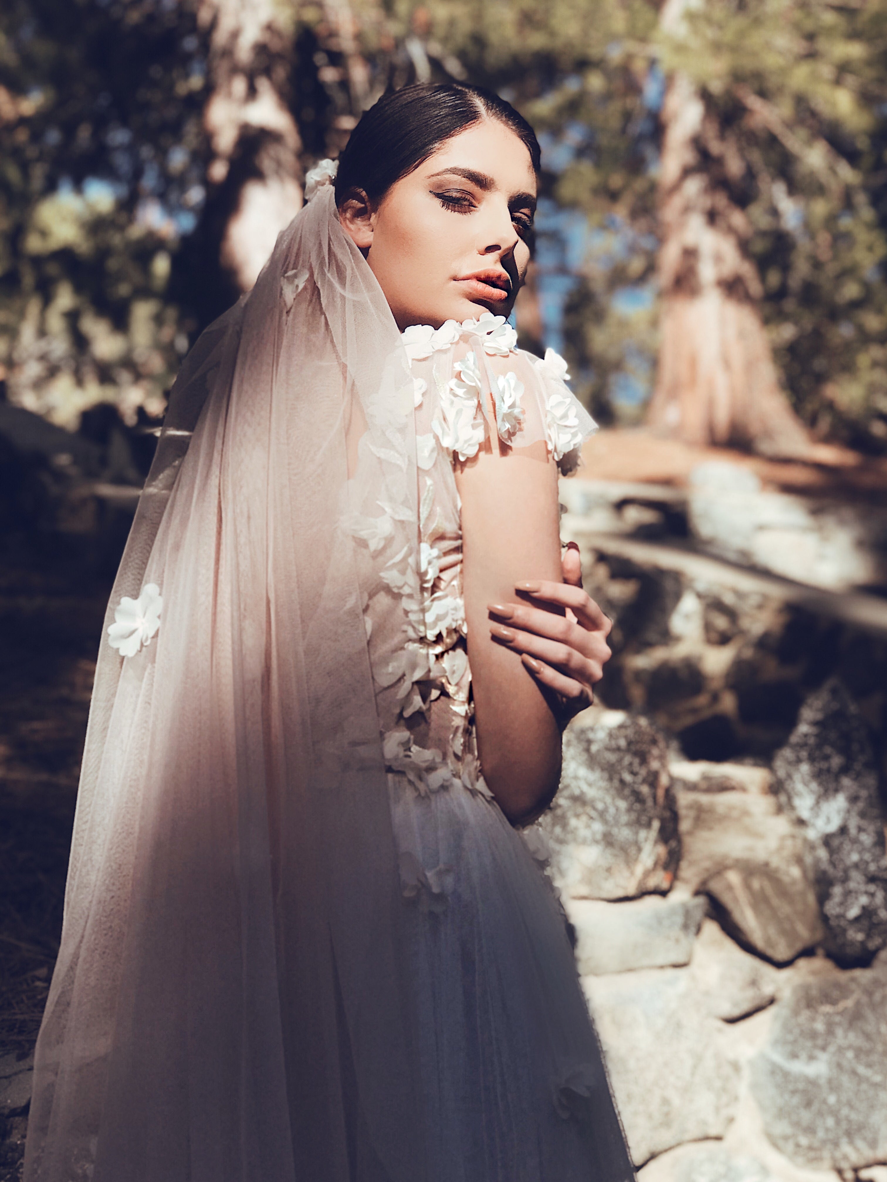 Floral Appliqué Tulle Nette Bridal Veil