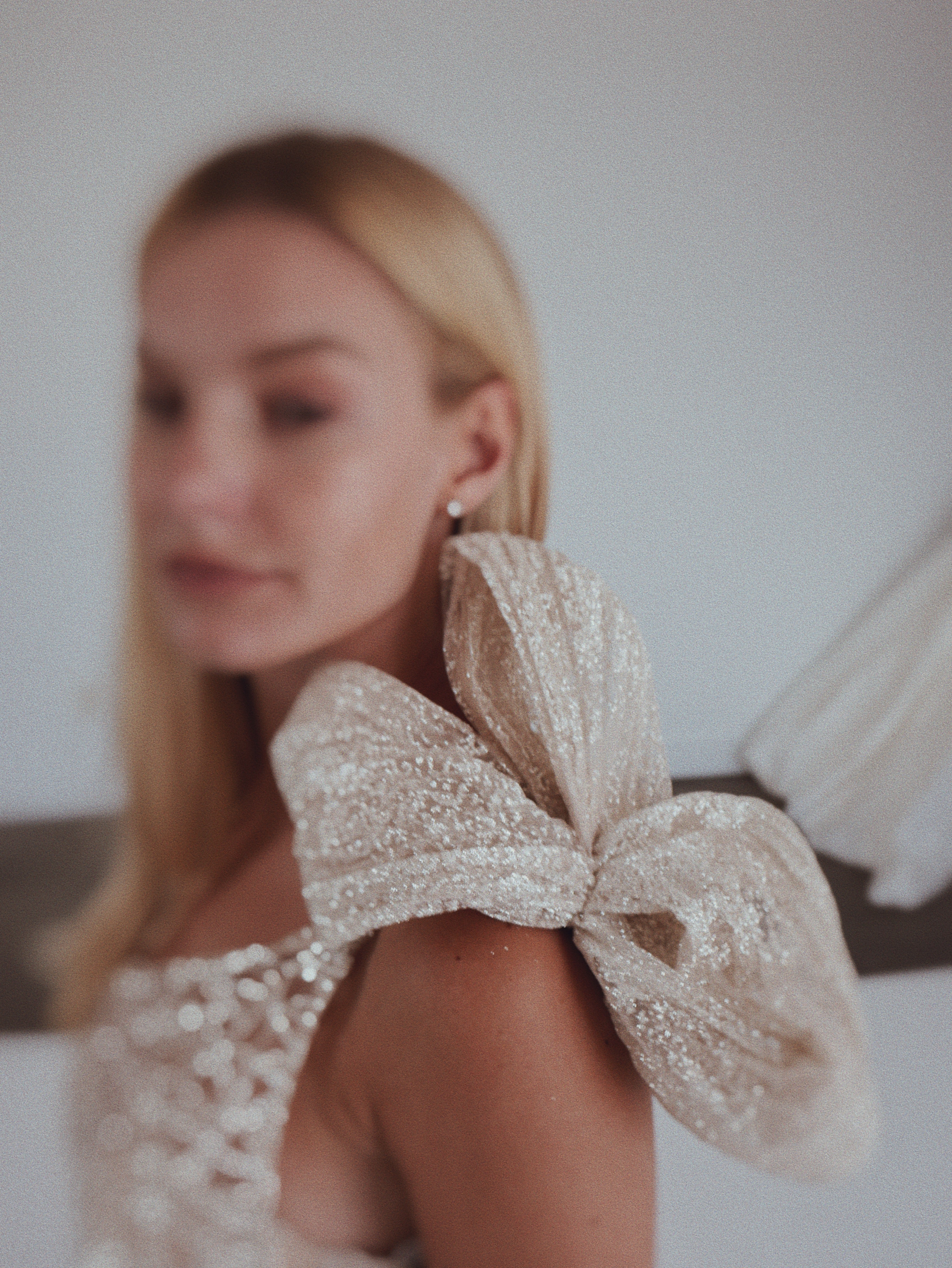 Detachable Sparkle Orchid Bow