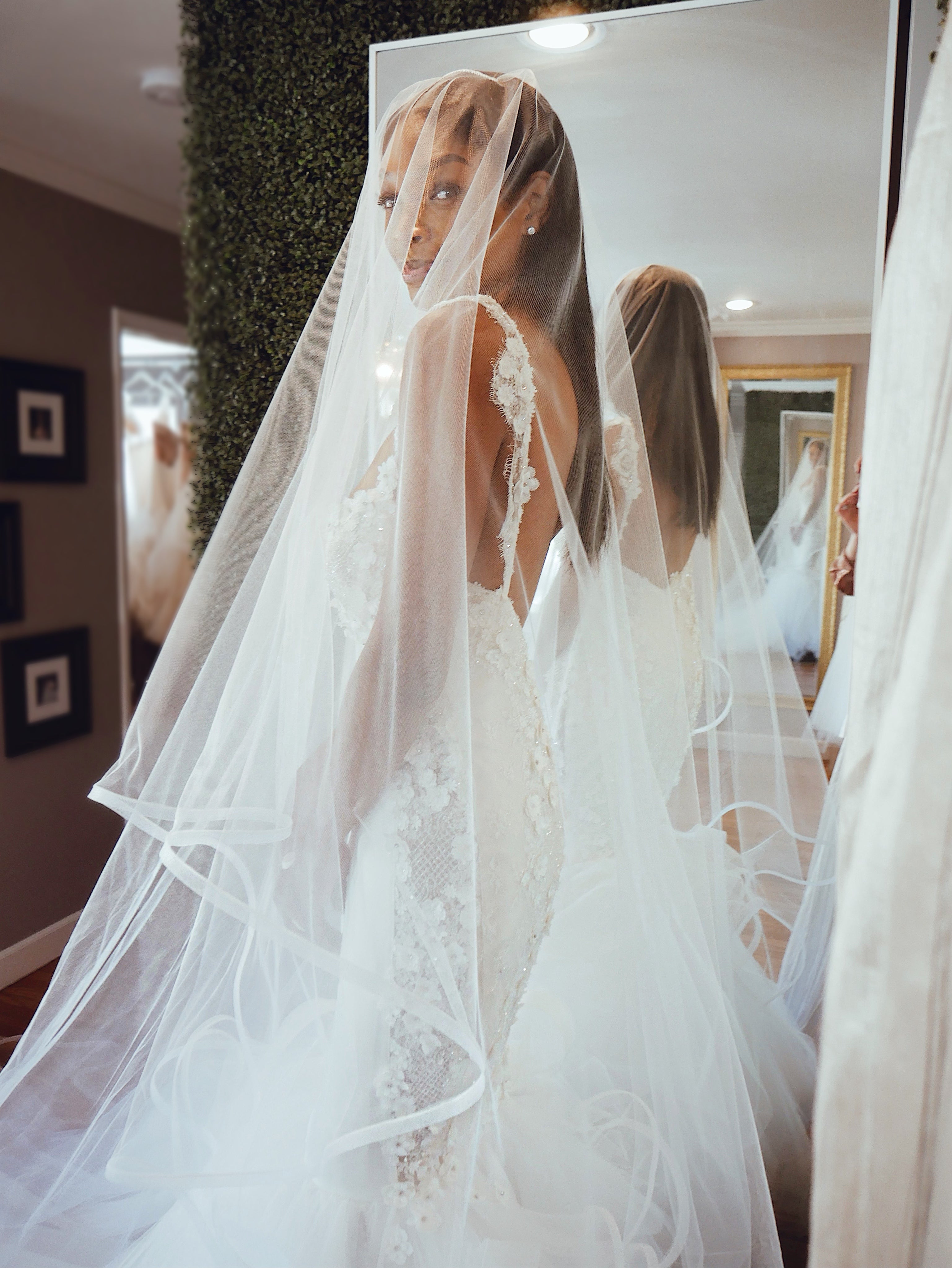 Iris Horsehair Wedding Veil