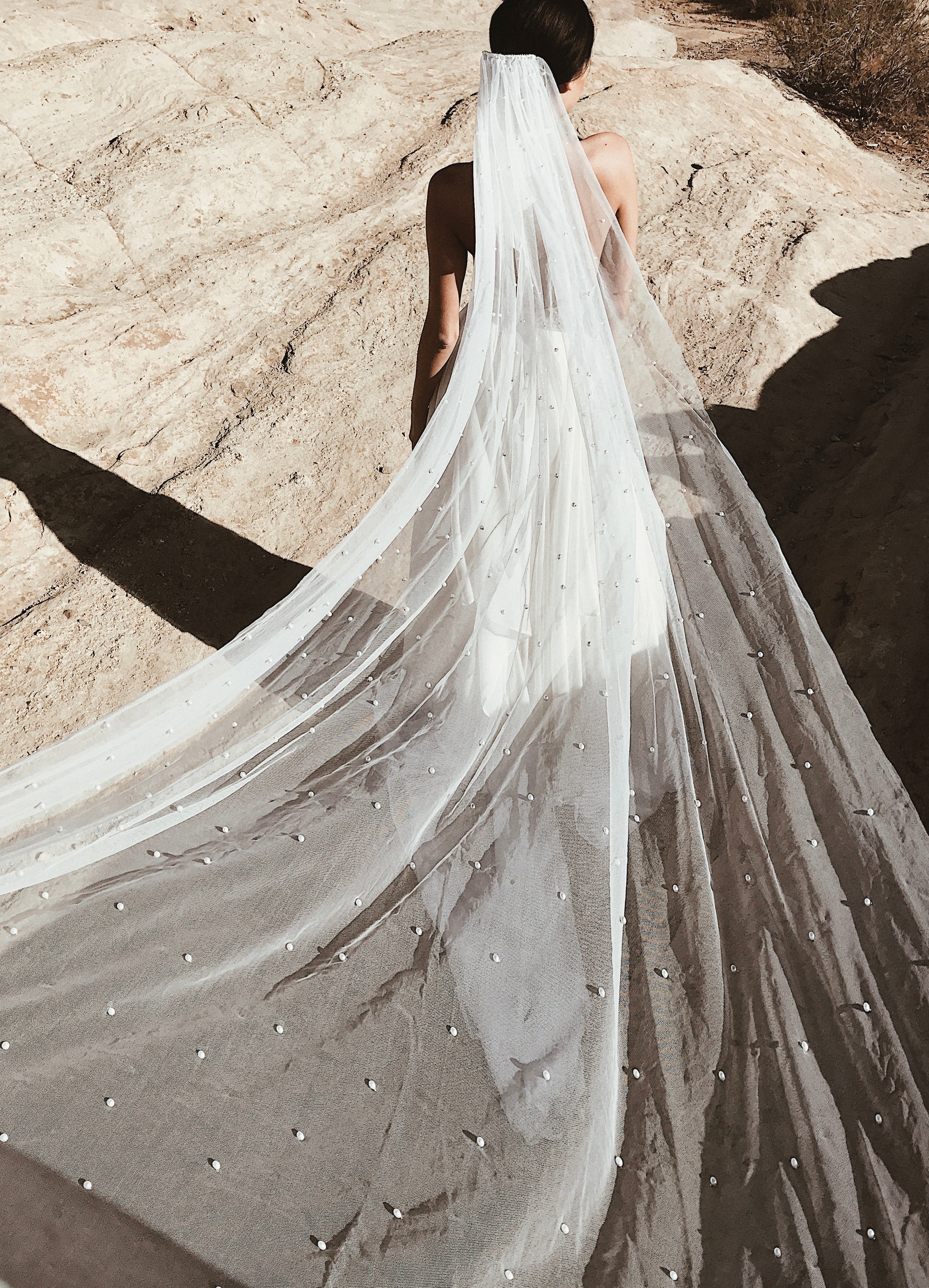 Pearl Drop Tulle Veil