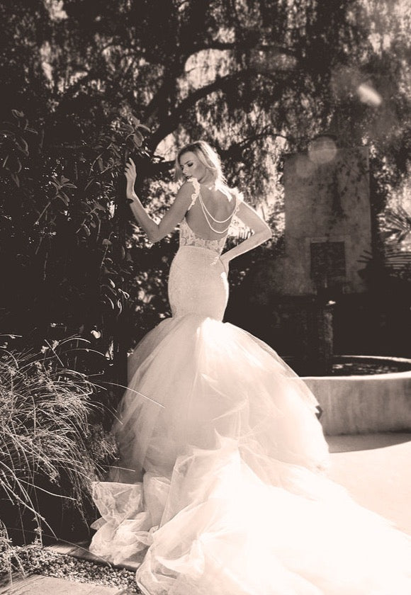 Detachable Tiered Pearl Strands