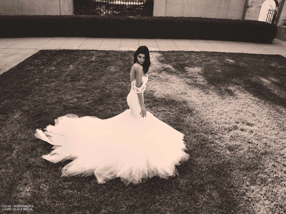 2016 bohemian mermaid wedding gown with cathedral tulle train and off-the-shoulder sleeves