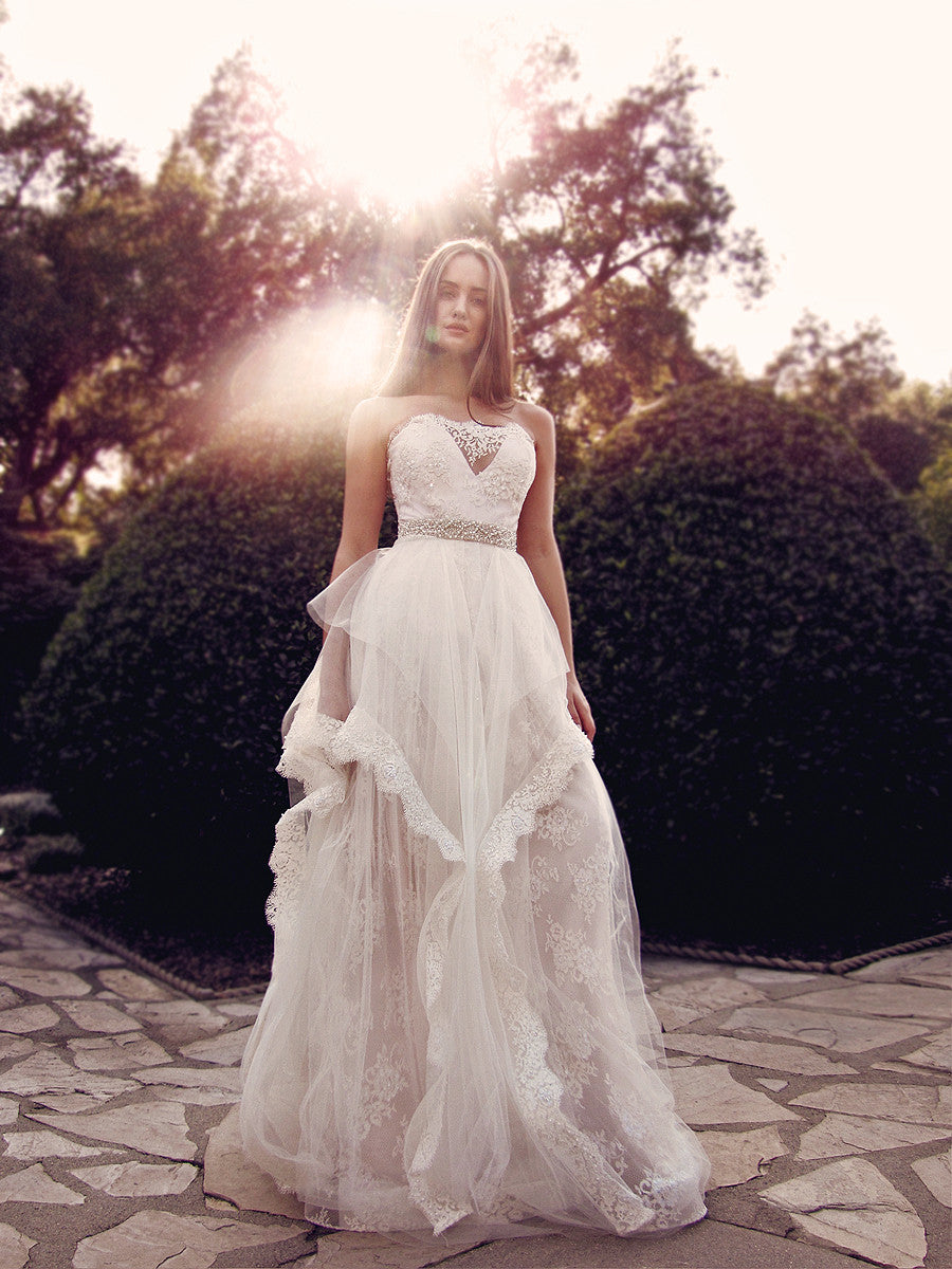 horshair hem petal vintage ball gown a line wedding dresses bridal gowns lauren elaine halcyon