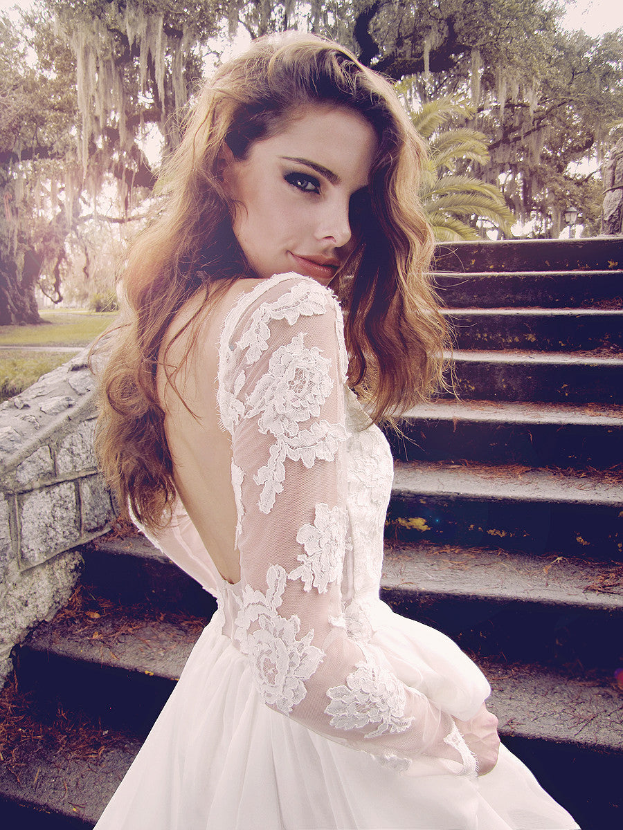 Backless lace long-sleeve illusion lace wedding gown