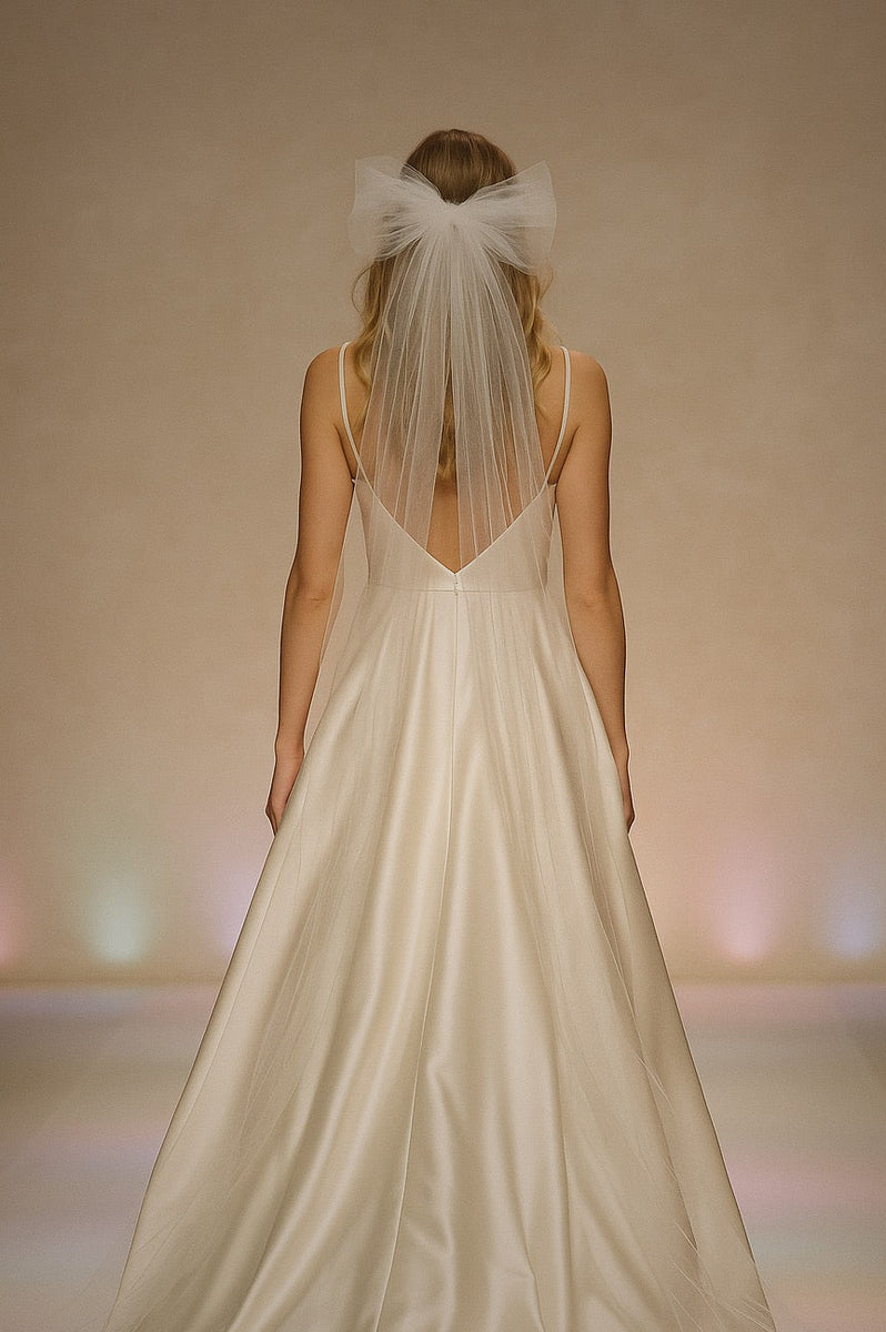 The Dolly Oversized Tulle Bow Wedding Veil LE Cathedral 150