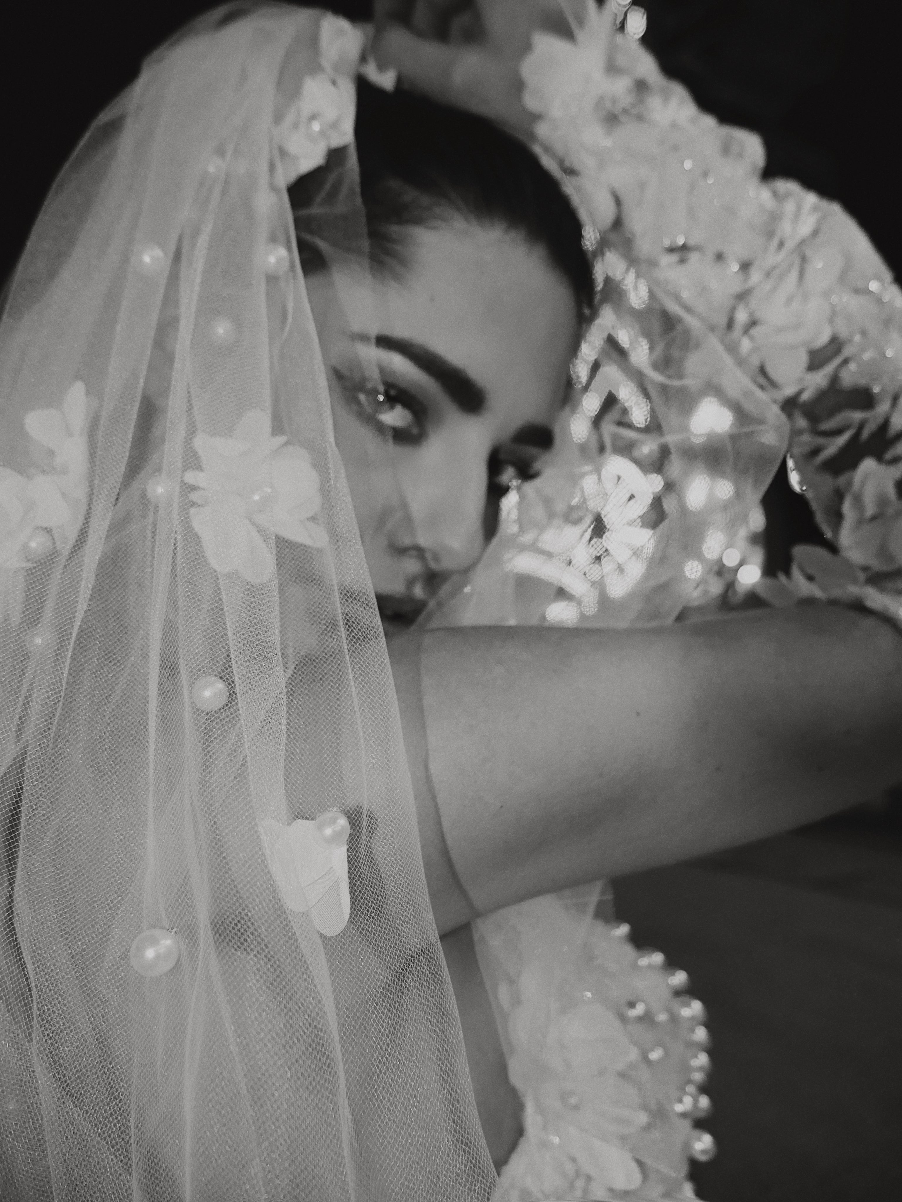 Glamour Bride USA Wedding Veil Sparkle White / Fingertip-40 Long