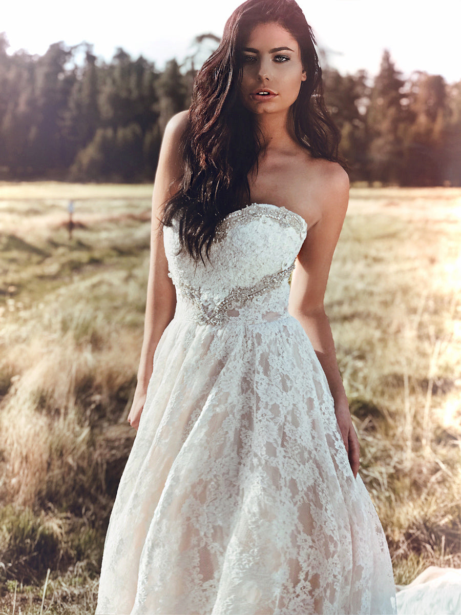 SAMPLE SALE: Maiden
