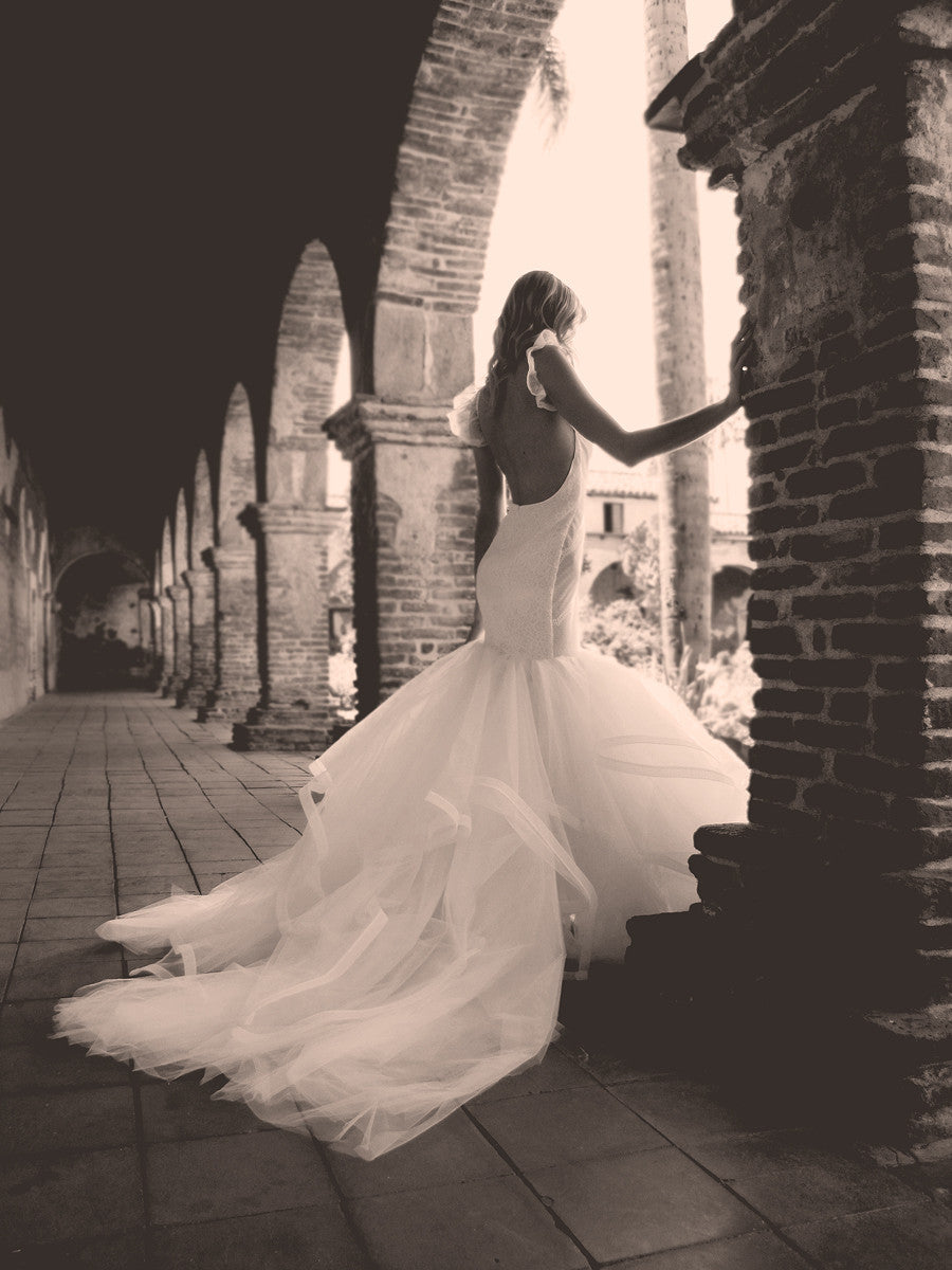 Vivianna backless mermaid wedding gown by Lauren Elaine. Los Angeles designer bridal gowns.