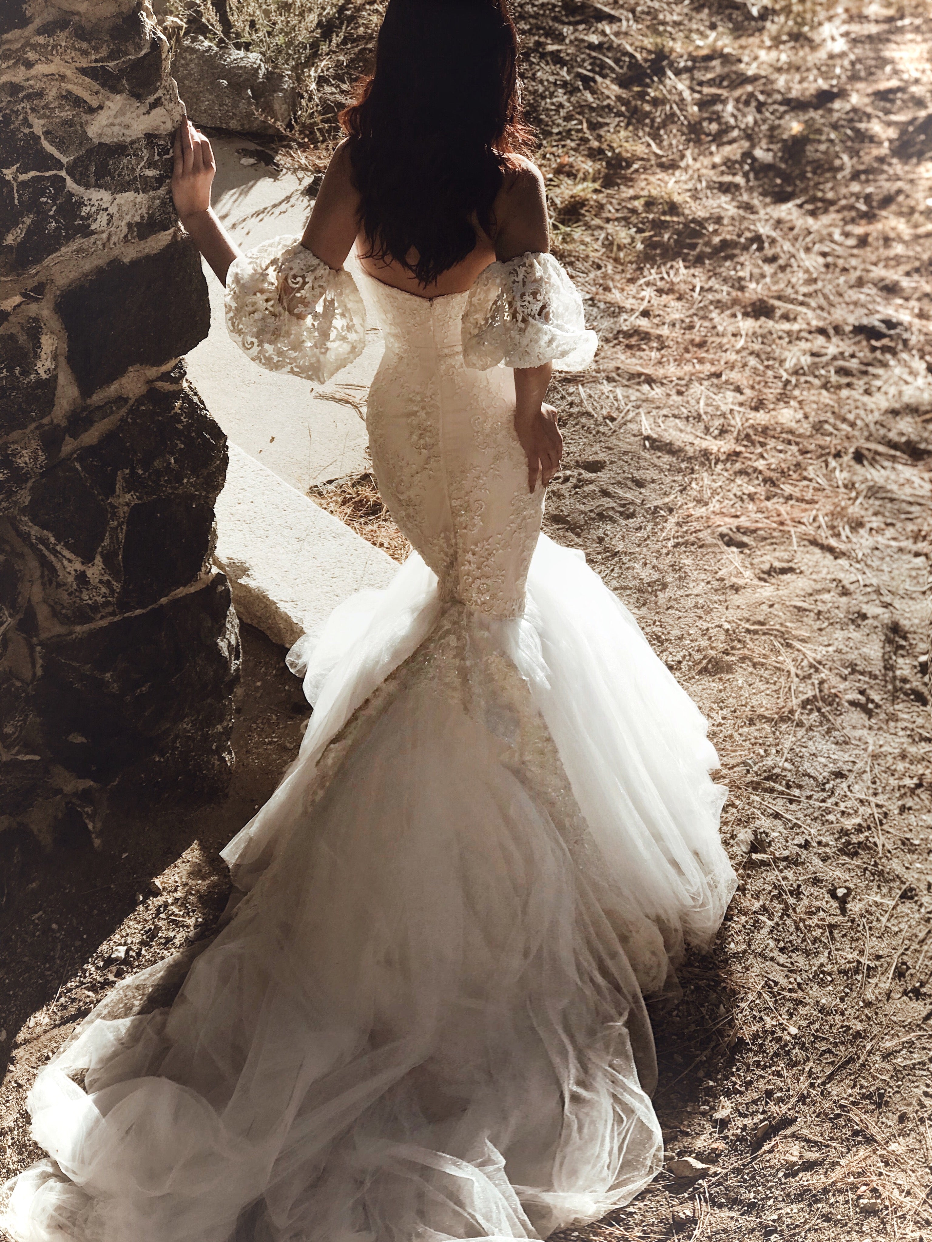 SAMPLE SALE: Avalon