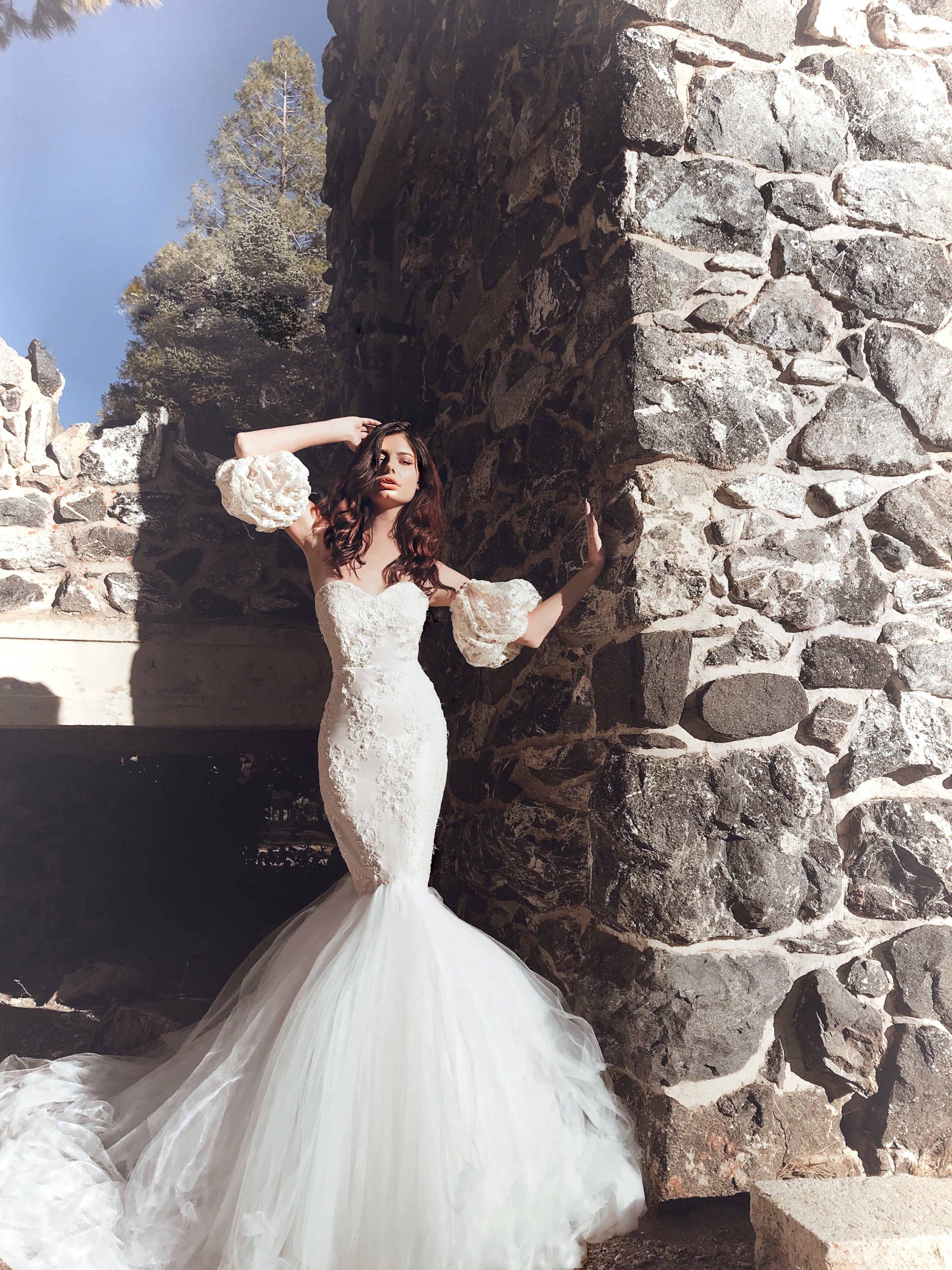 SAMPLE SALE: Avalon